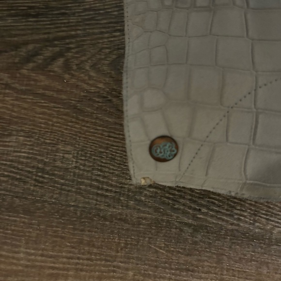 Grotesque size 7.5 (38 Euro) snake print 2 tone (intentional shading toes) GUC - Picture 10 of 16